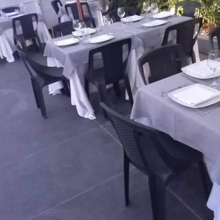 Szálloda Le Pinede 3*