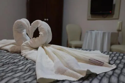 Le Pinede מלון ליקולה