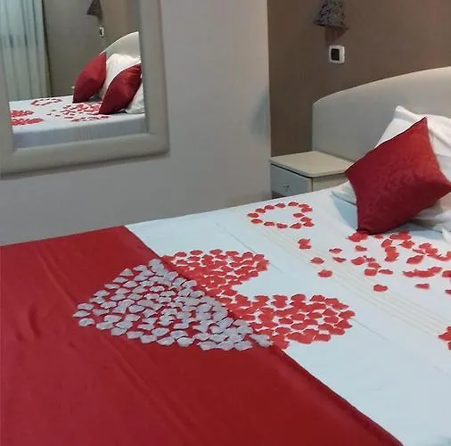 Otel Le Pinede Licola