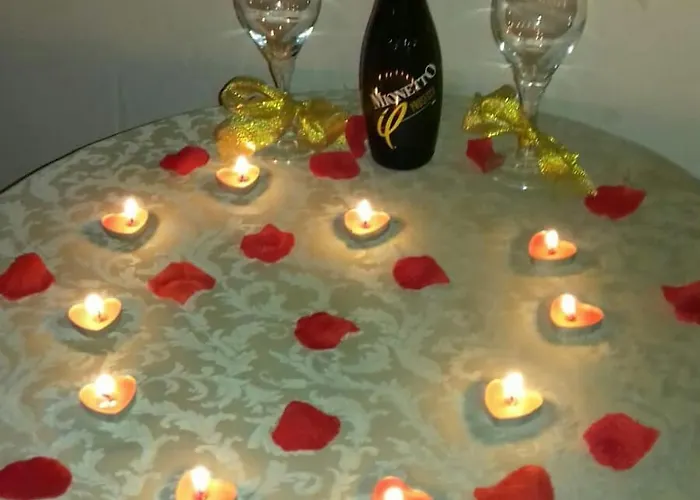 Le Pinede מלון 3*