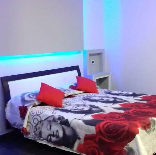 Le Pinede Otel Licola